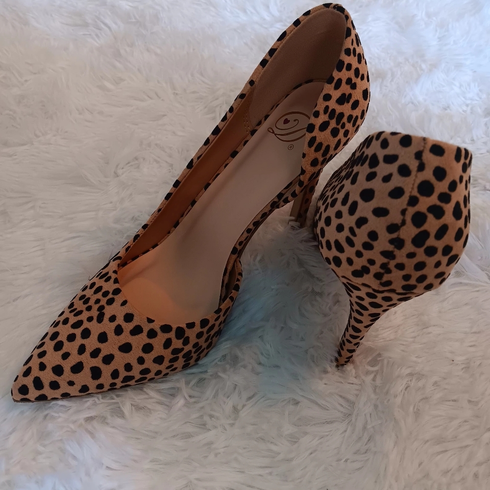 Heart in D heels